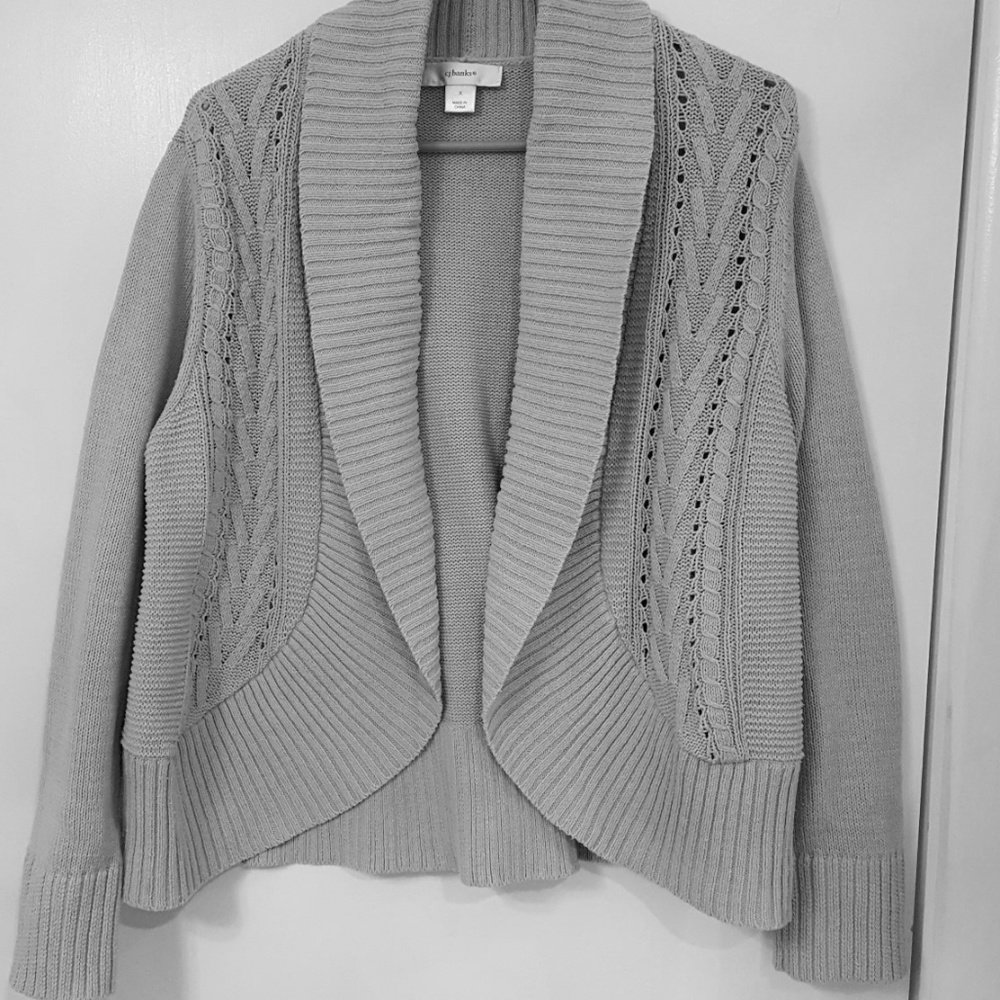 Women's light gray sweater